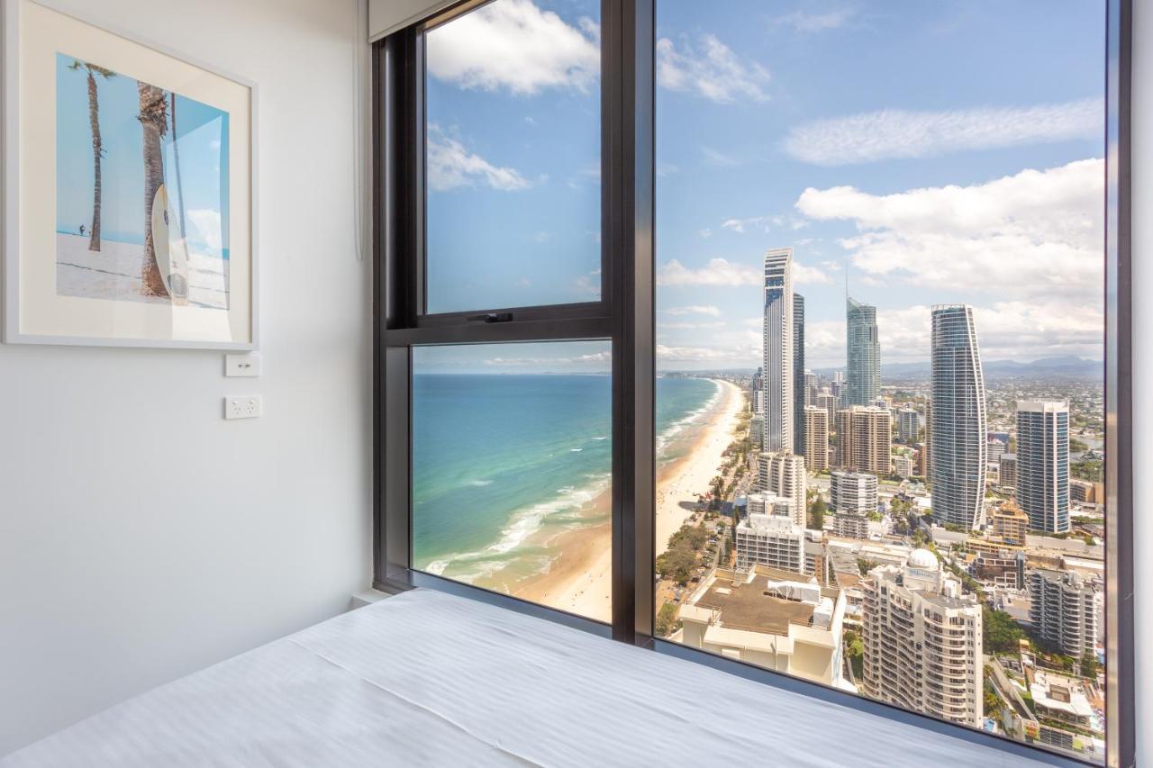 Sea View Beachfront Apartment In Surfers Gold Coast Eksteriør billede